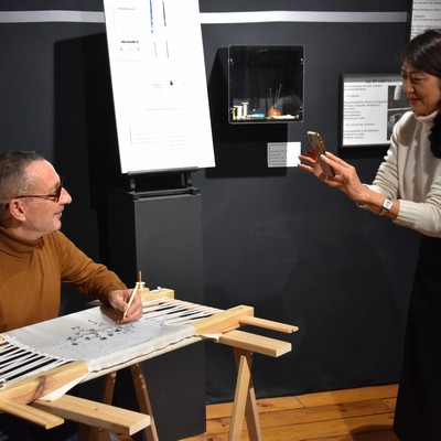 L'École de Broderie au Japon.